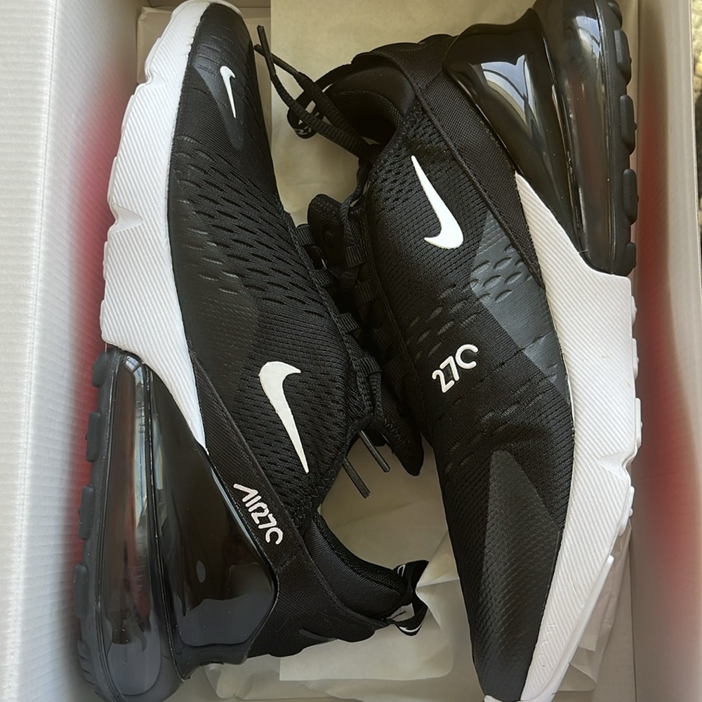 Brand new Nike Air Max 270
